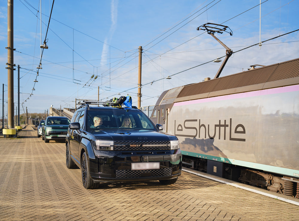 LeShuttle TRAIN PLATFORM 0038 blur
